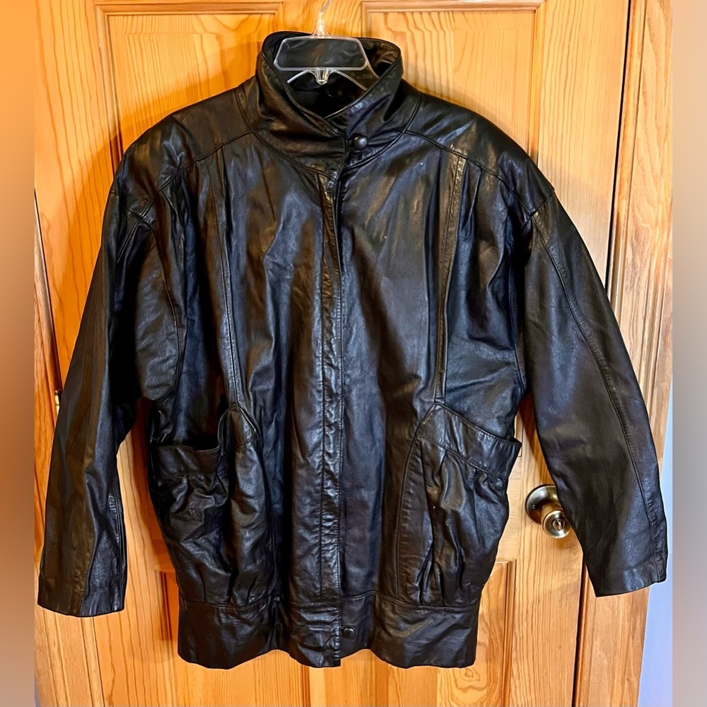 VTG Pelle New York Milano Black Leather Jacket M Mob Wife Shoulder Pads Cinched